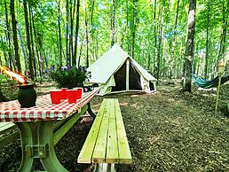 POV Lake Resort & Glamping Campground