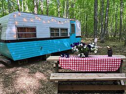 POV Lake Resort & Glamping Campground