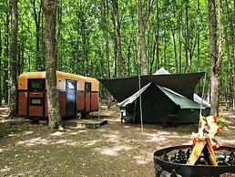 POV Lake Resort & Glamping Campground