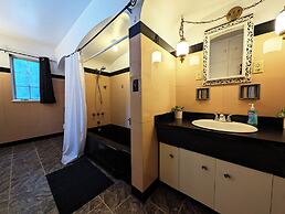 POV Lake Resort & Glamping Campground