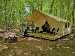 POV Lake Resort & Glamping Campground