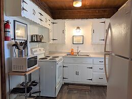 POV Lake Resort & Glamping Campground