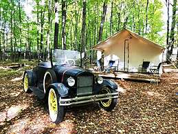 POV Lake Resort & Glamping Campground