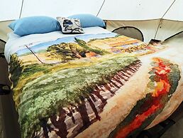 POV Lake Resort & Glamping Campground