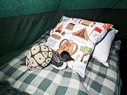 POV Lake Resort & Glamping Campground