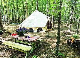 POV Lake Resort & Glamping Campground