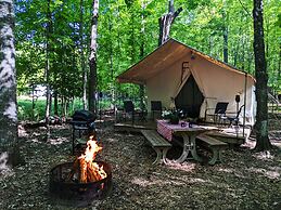 POV Lake Resort & Glamping Campground