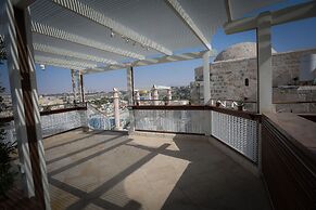 Western Wall Luxury House