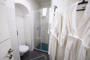 Western Wall Luxury House