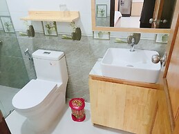 Sen Vang Apartment & Hotel