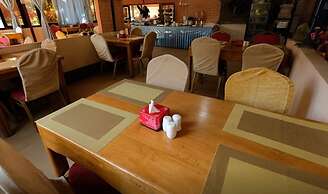 Wun Tawp Garden Hotel