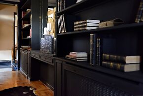 Altius Kolonaki Lodge by K&K