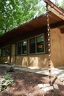 Makanda Inn