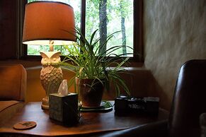 Makanda Inn
