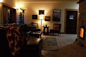 Makanda Inn
