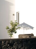 Alafropetra Luxury Suites