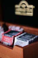 Alafropetra Luxury Suites