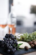 Alafropetra Luxury Suites