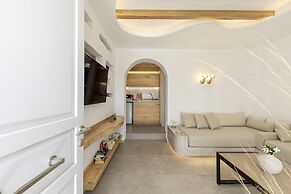 Alafropetra Luxury Suites