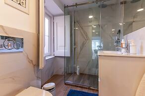 Bairro Alto Palace  Apartment for Large Groups