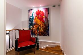 Bairro Alto Palace  Apartment for Large Groups