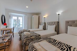 Bairro Alto Palace  Apartment for Large Groups