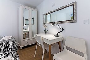 Bairro Alto Palace  Apartment for Large Groups