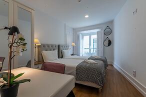 Bairro Alto Palace  Apartment for Large Groups