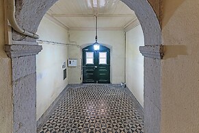 Bairro Alto Palace  Apartment for Large Groups