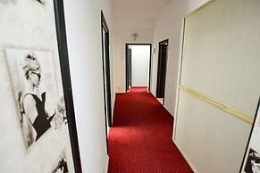 Central Class Bucharest