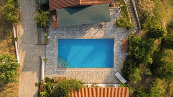 Ionia Guest House