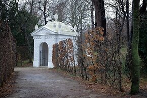 EST Residence Schoenbrunn Vienna - contactless check-in