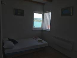 Big mama's Apartments