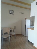 Big mama's Apartments