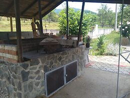 Big mama's Apartments