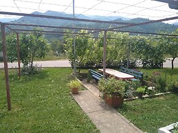 Big mama's Apartments