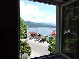 Big mama's Apartments