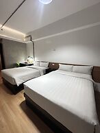 Travelbee Seaside Inn