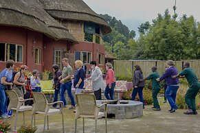 Ingagi Park View Lodge