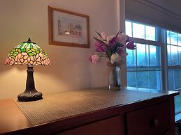 High Hill Inn