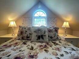 High Hill Inn