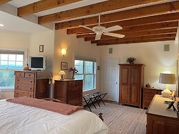 High Hill Inn