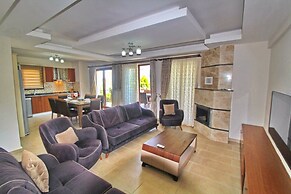 Opal Villa 1 by Villa Buketi