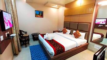 Hotel Ozas Grand