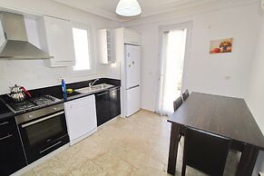 Arnna Villa 4 by Villa Buketi