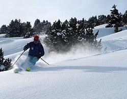 Eira Ski Lodge