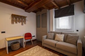 Eira Ski Lodge
