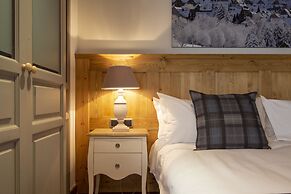 Eira Ski Lodge