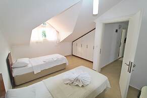 Olympia Apart 6 by Villa Buketi