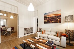 Fanqueiros Deluxe Apartment